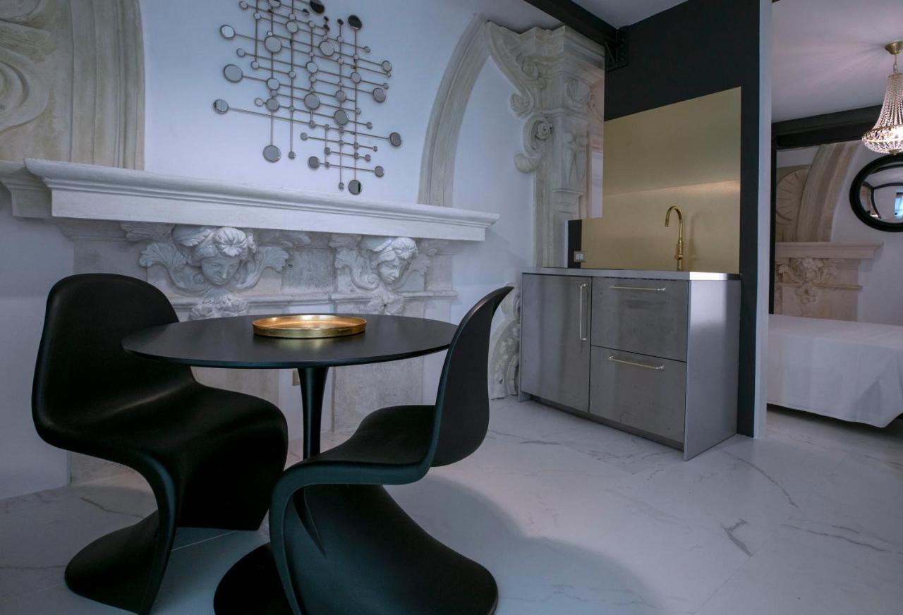 Azzoli Trapani - Apartments&Skypool - Adults Only Eksteriør billede