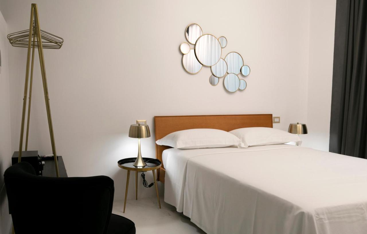 Azzoli Trapani - Apartments&Skypool - Adults Only Eksteriør billede