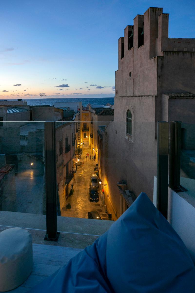 Azzoli Trapani - Apartments&Skypool - Adults Only Eksteriør billede