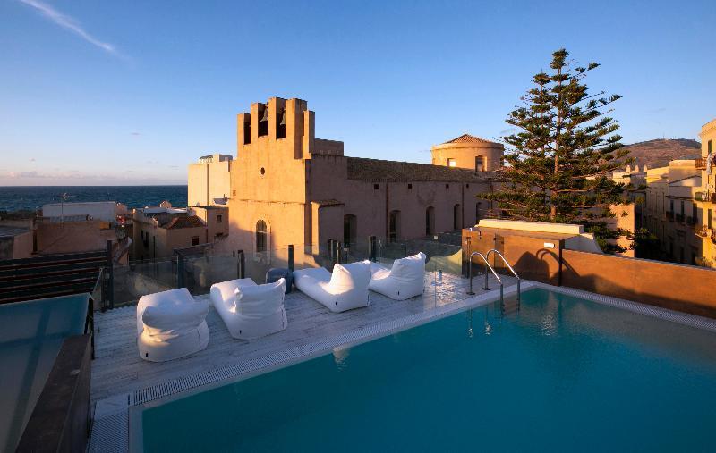 Azzoli Trapani - Apartments&Skypool - Adults Only Eksteriør billede